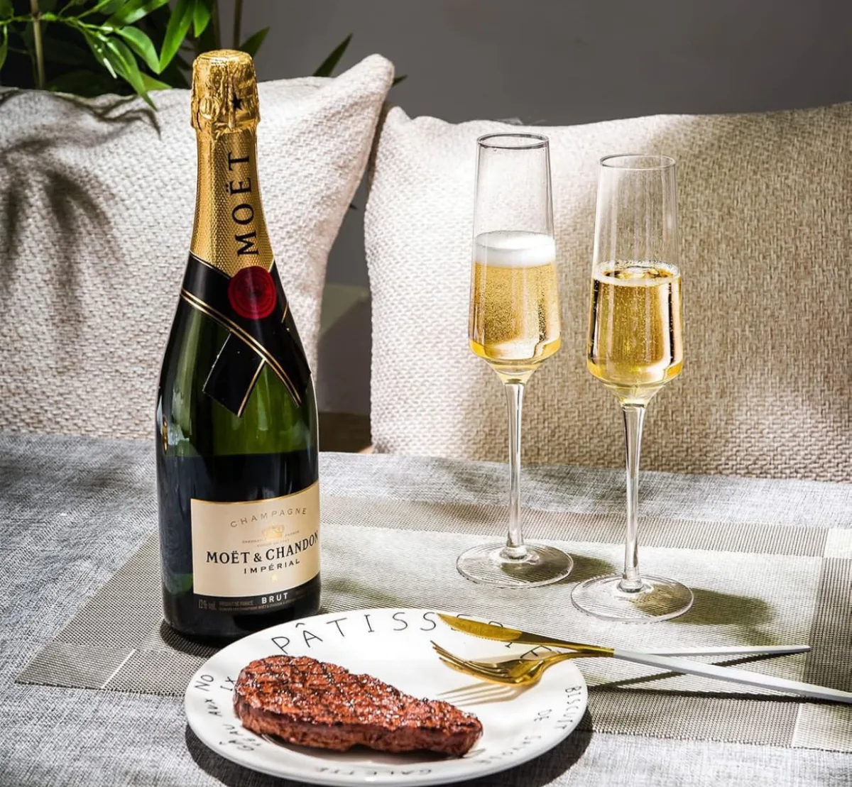 Crystal champagne flute