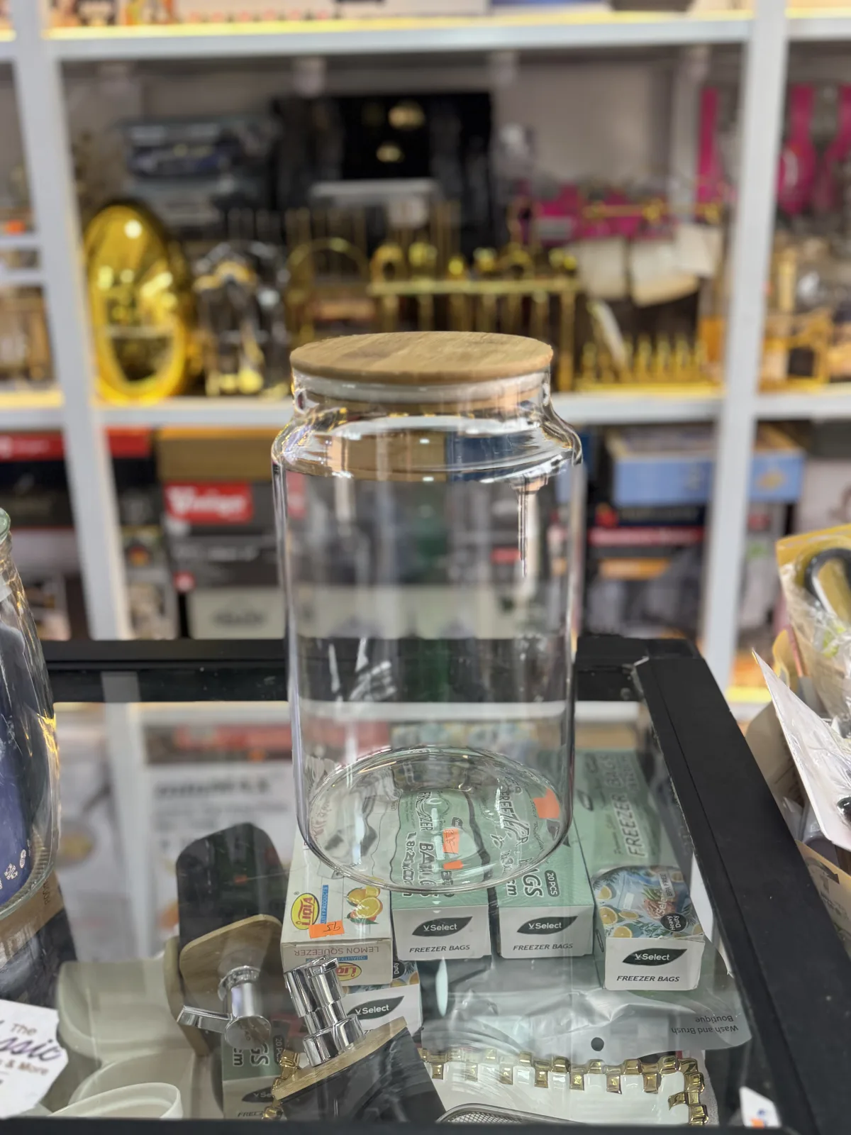 Airtight glass jar/pantry organizer 