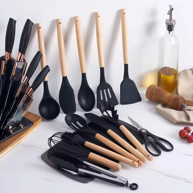 Knives & ladle set